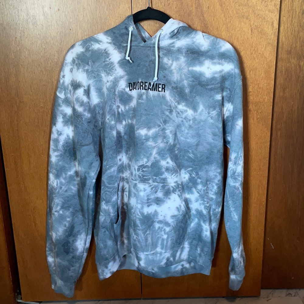 Grey and white tie die hoodie says “Day dreamer”